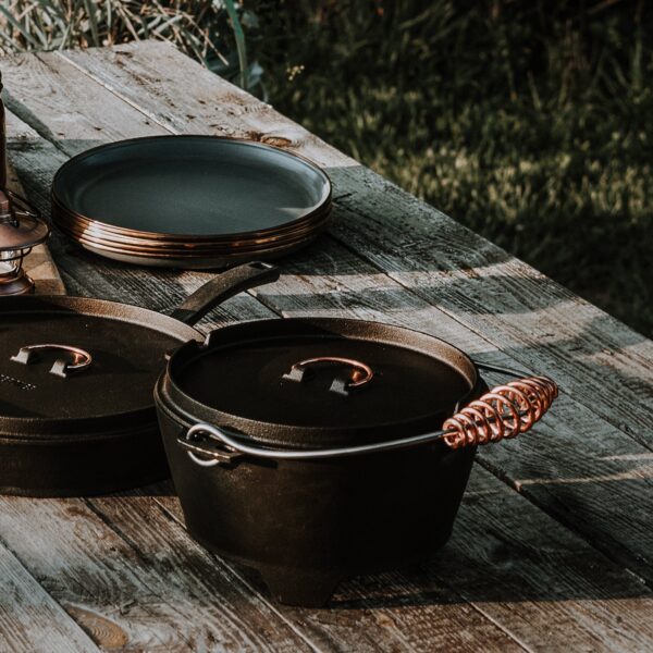 Polished Cast Iron Dutch Oven - 4qt - Image 3